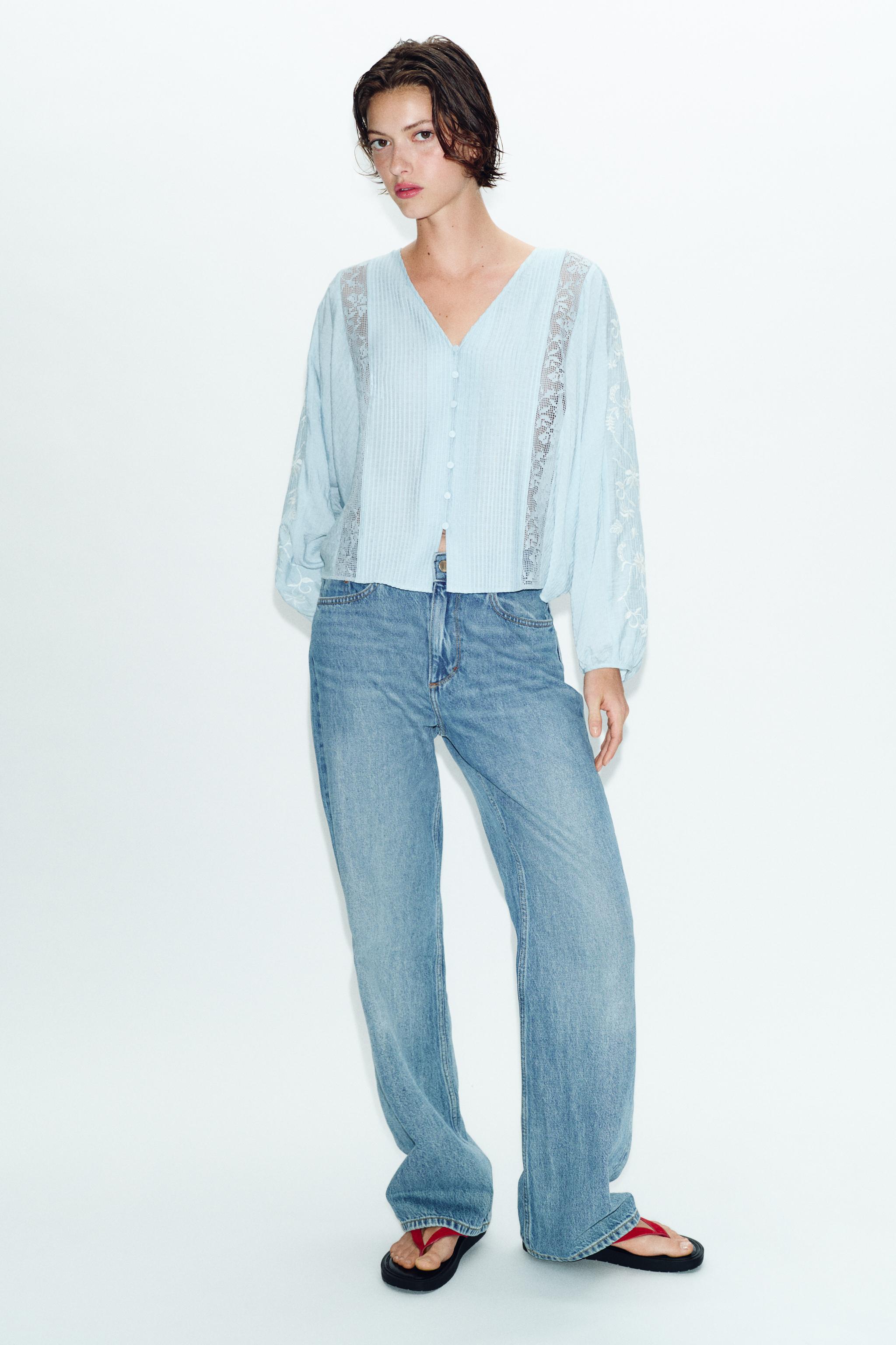 CONTRAST EMBROIDERED BLOUSE